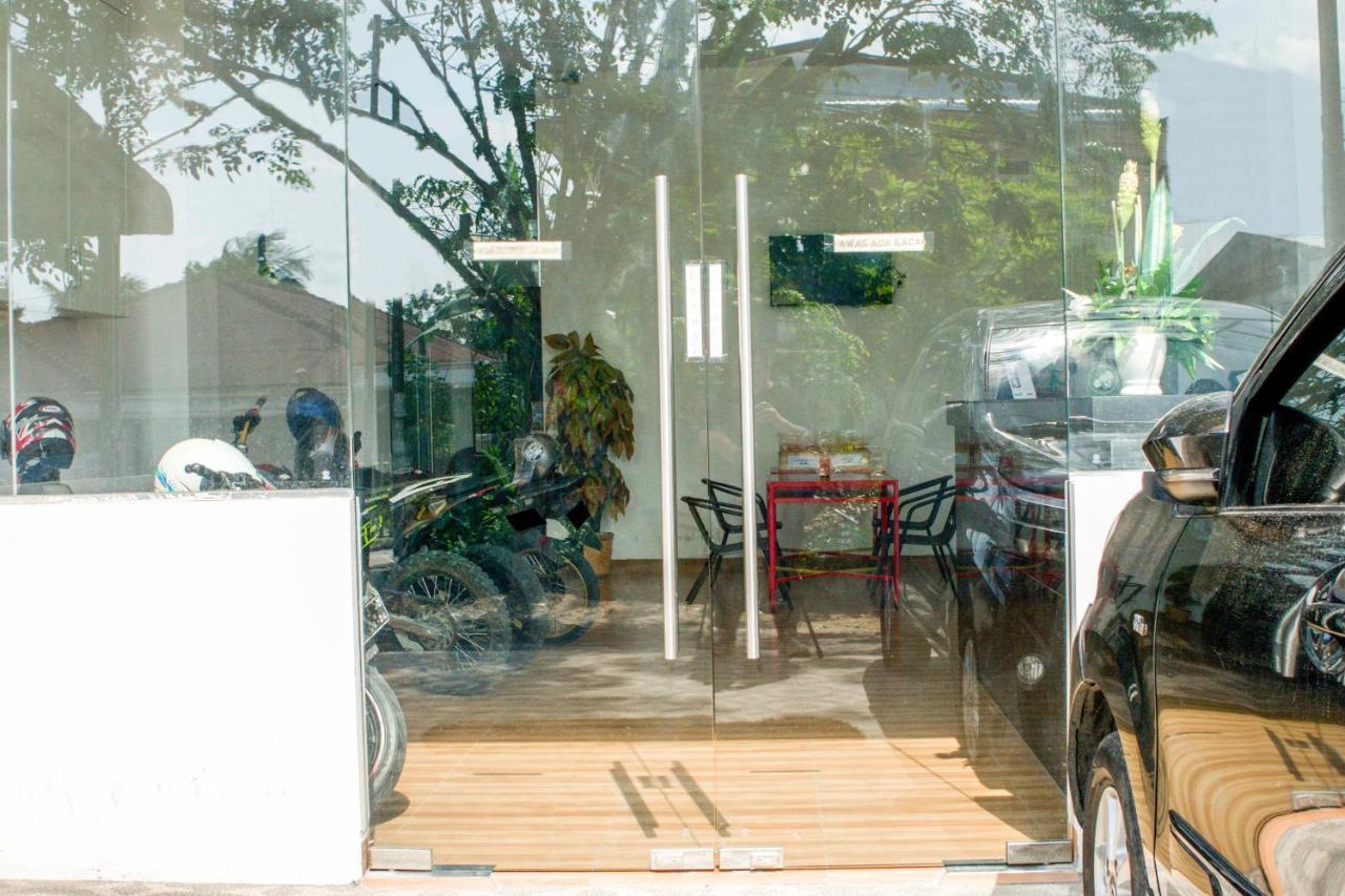 Hotel Super Oyo 1183 Papakoel à Medan Extérieur photo